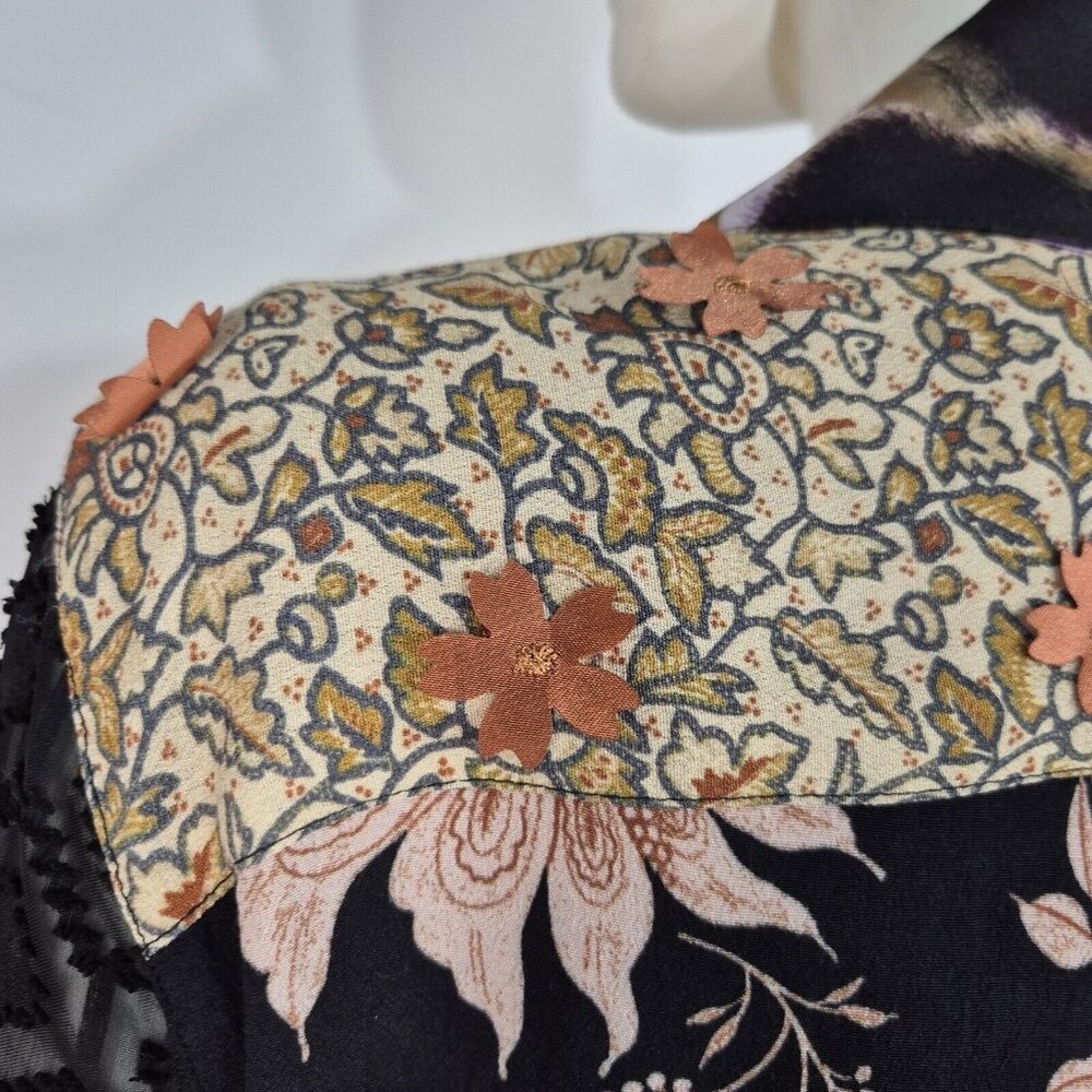 John Mark Women's Blouse Size M Embroidered Floral Black Tunic Top  Shirt (29) - Picture 5 of 16
